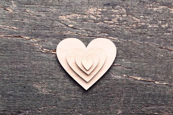 Corazones Marrones Sobre Mesa Madera Gris — Foto de Stock