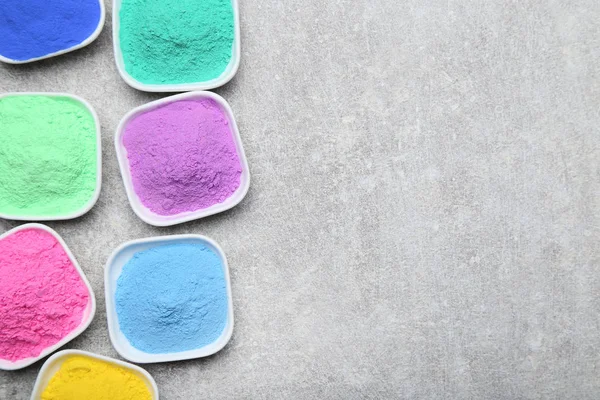Colorful Holi Powder Bowls Grey Background — Stock Photo, Image