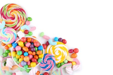 Tatlı şeker ve beyaz arka plan üzerinde lolipop