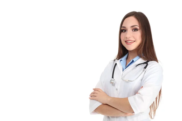 年轻的医生用听诊器在白色背景上的肖像 — 图库照片