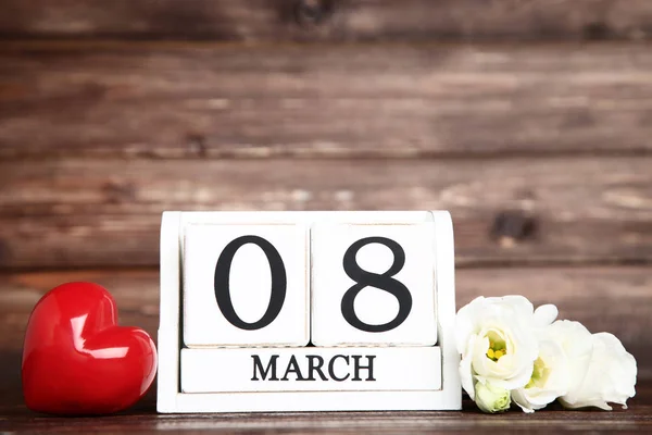 Journée Des Femmes Sur Calendrier Bois Avec Des Fleurs Eustomie — Photo