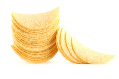 Patates cipsi beyaz arkaplanda izole