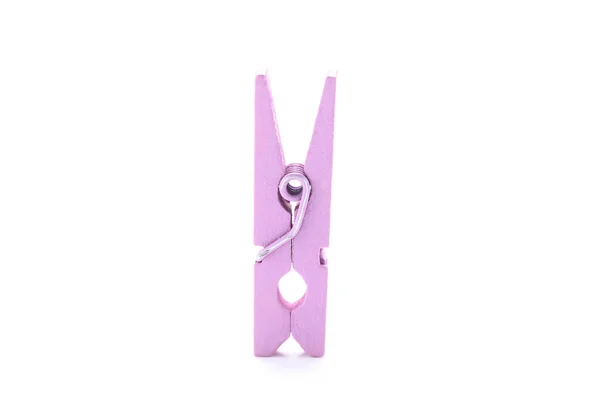 Fioletowy clothespin izolowana na białym tle — Zdjęcie stockowe