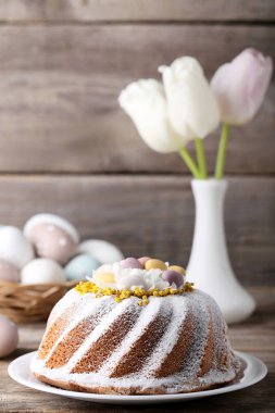Paskalya kek yumurta ve Lale çiçek ahşap tablo