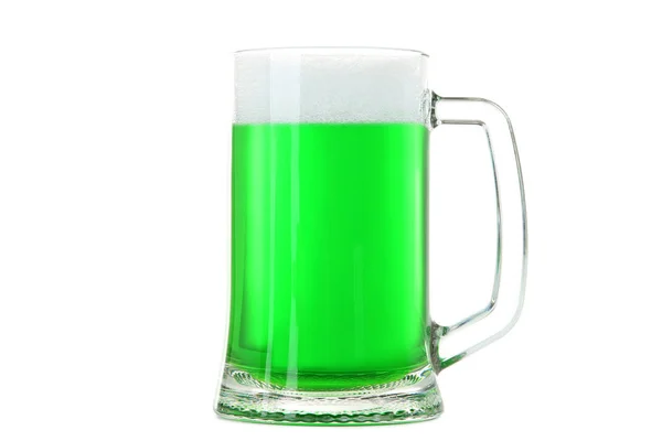 Dia de São Patrício. Caneca de vidro com cerveja verde isolada em b branco — Fotografia de Stock