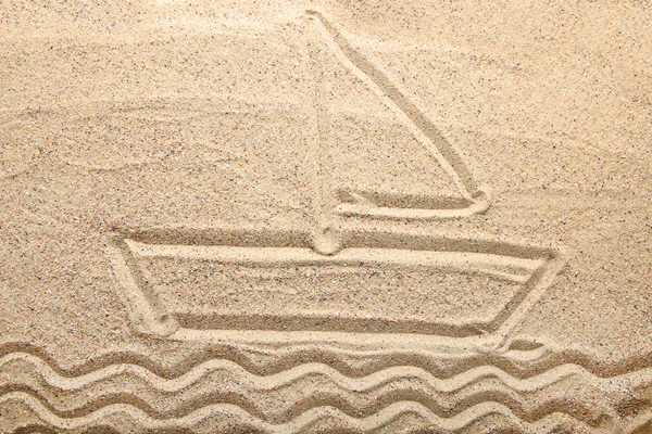 Gemi Sahil Kumu Üzerinde Çizilmiş Dalgalar — Stok fotoğraf