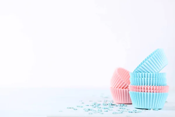 Cupcake fall med strössel på vit bakgrund — Stockfoto