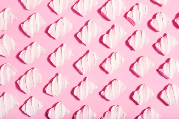 Söta Marshmallows Rosa Bakgrund Minimalistiskt Begrepp — Stockfoto