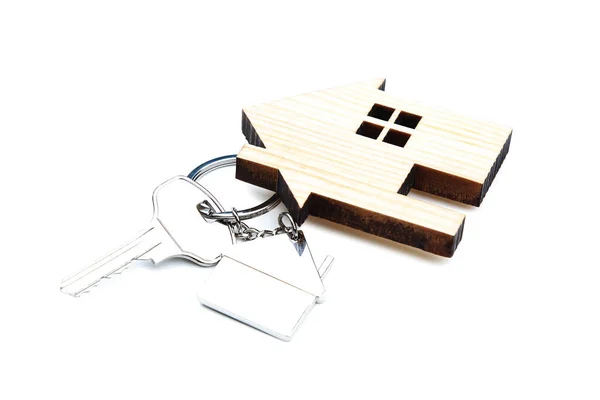Stříbrný Klíč Dřevěnou Kovovou House Izolovanou Bílém Pozadí — Stock fotografie
