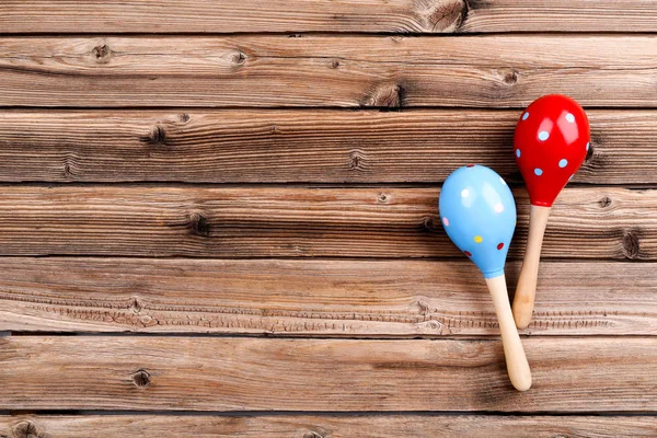 Mexikanische Maracas Auf Braunem Holztisch — Stockfoto