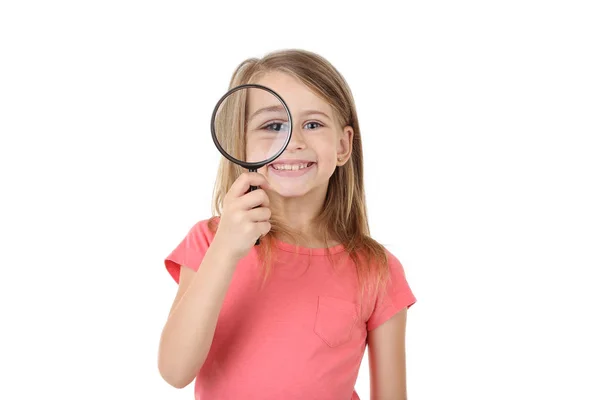 Menina com lupa isolada no fundo branco — Fotografia de Stock