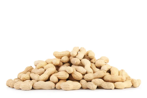 Erdnüsse in Schale isoliert auf weißem Hintergrund — Stockfoto