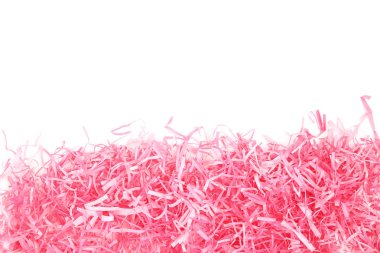 Pembe rendelenmiş kağıt beyaz arka plan üzerinde