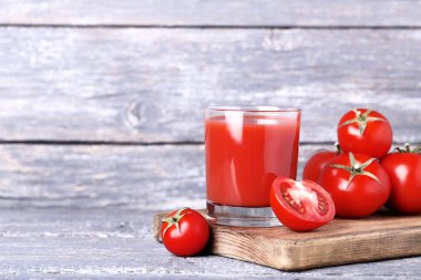 Domates suyu cam gri ahşap tablo