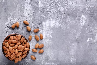 Badem kase gri ahşap tablo