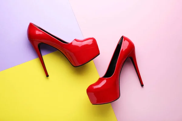 Red High Heel Shoes Colorful Background — Stock Photo, Image