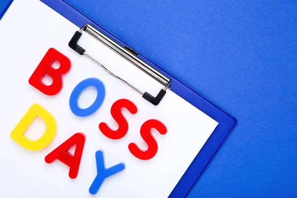 Colorida Inscripción Boss Day Con Portapapeles Sobre Fondo Azul — Foto de Stock