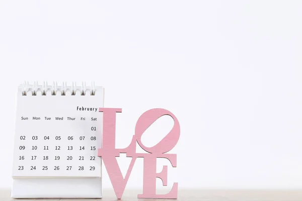 Pagina Del Calendario Con Parola Amore Sfondo Bianco — Foto Stock