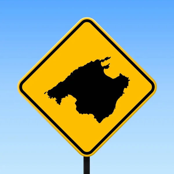 Mapa de Mallorca en señal de tráfico Cartel cuadrado con mapa de la isla de Mallorca en rombo amarillo señal de tráfico Vector — Archivo Imágenes Vectoriales