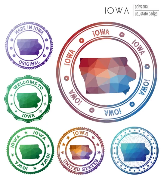 Distintivo de Iowa Símbolo poligonal colorido do estado dos EUA Conjunto de logotipos geométricos multicoloridos de Iowa Vetor — Vetor de Stock