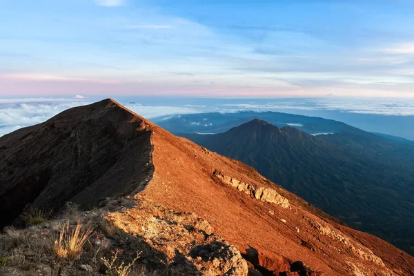 Summit ridge of Agung mountain highest point of Bali island Indonesia Beatiful view to Batur — Stock Photo, Image