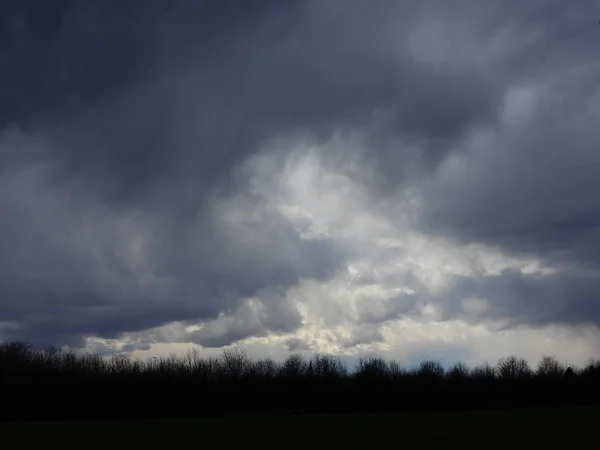 Himmel Mit Vielen Wolken — Stockfoto