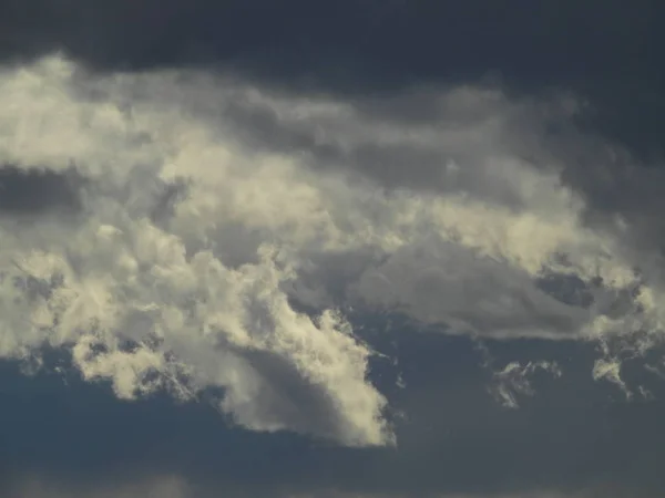 Niebo Chmurami Wiele — Zdjęcie stockowe