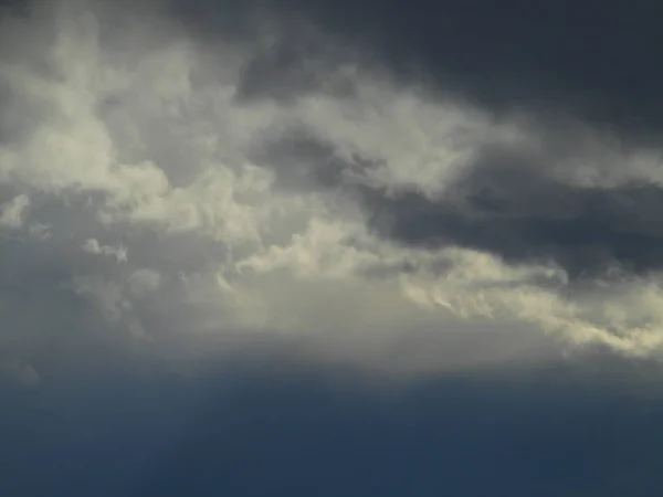 Himmel Mit Vielen Wolken — Stockfoto