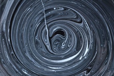 iki renk soyut görüntü karıştırma. Beyaz ve siyah boya dairelerinin dokusu