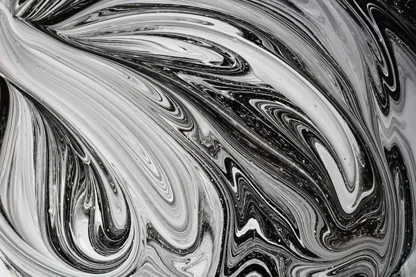 iki renk soyut görüntü karıştırma. Beyaz ve siyah boya dairelerinin dokusu