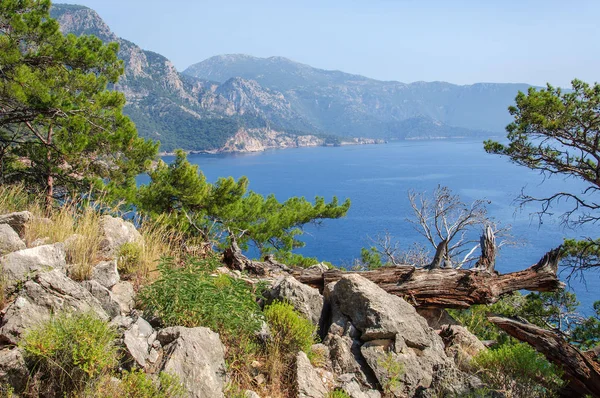 Vista sul mare dalla Via Licia lungo la costa mediterranea Turchia — Foto Stock