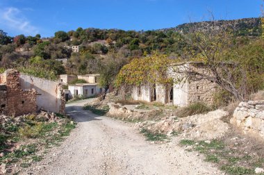 terk edilmiş ölü köy Souskiou Paphos, Kıbrıs'ın bölgesi