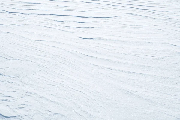 新鮮な雪のバック グラウンド テクスチャです 冬の背景に雪の結晶 雪の塚 — ストック写真