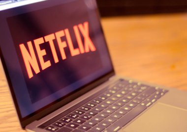 Dallas, Texas / Amerika Birleşik Devletleri - 05/10/2018: (fotoğraf, Netflix logo bilgisayar ekranında)