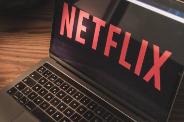 Dallas, Texas / Amerika Birleşik Devletleri - 05/10/2018: (fotoğraf, Netflix logo bilgisayar ekranında)