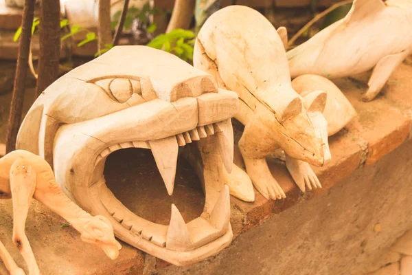 San Antonio Arrazola, Oaxaca / Meksika - 21/7/2018: (San Antonio Arrazola Oaxaca Meksika yerli halk tarafından yapılan geleneksel alebrijes el sanatları,)