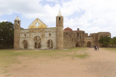 Oaxaca, Oaxaca / Meksika - 21/7/2018: (Ruinss eski Oaxaca Meksika Cuilapan Manastırı)