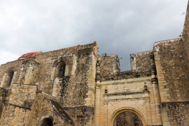 Oaxaca, Oaxaca / Meksika - 21/7/2018: (Ruinss eski Oaxaca Meksika Cuilapan Manastırı)