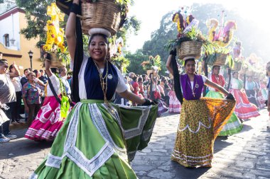 Oaxaca, Oaxaca / Meksika - 21/7/2018: (detay şehir Oaxaca Meksika geleneksel Guelaguetza kutlama )