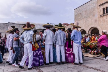 Oaxaca, Oaxaca / Meksika - 21/7/2018: (Oaxaca Meksika geleneksel Guelaguetza kutluyor yerli halkın)