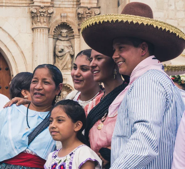 Oaxaca Oaxaca Mexico 2018 Indigenous People Celebrating Traditional Guelaguetza Oaxaca — Stock Photo, Image