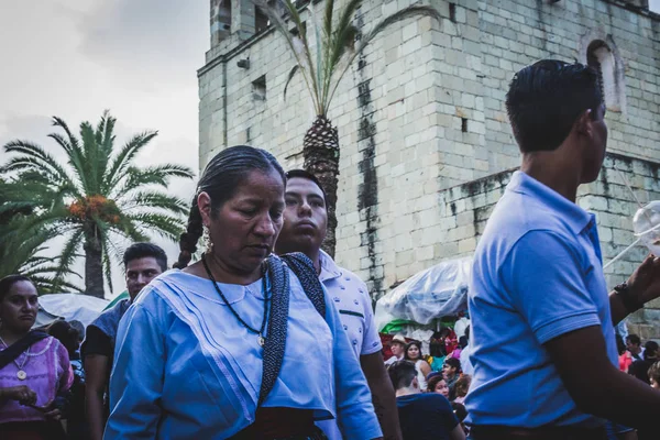 瓦哈卡 瓦哈卡 墨西哥 2018 庆祝墨西哥瓦哈卡传统 Guelaguetza 的土著人民 — 图库照片