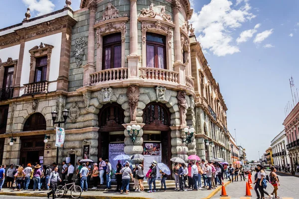 Oaxaca Oaxaca 墨西哥 2018 在墨西哥瓦哈卡市中心命名为 Macedonio Alcala 的著名剧院的详细情况 — 图库照片
