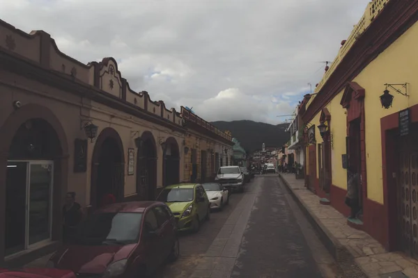 Detail of the streets of downtown San Cristobal Chiapas Mexico — Stock Photo, Image
