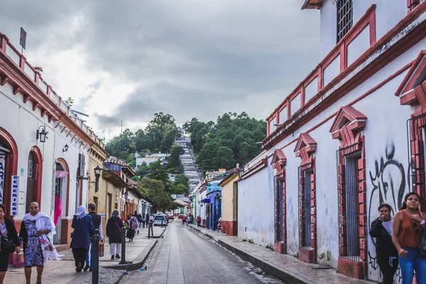 Detalle de las calles del centro de San Cristóbal Chiapas México — Foto de Stock
