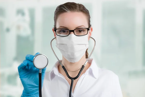 Female Doctor Nurse Syringe Respectively Venipuncture — Stock Photo, Image