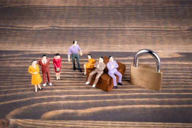 kilit, illüstrasyon genel veri koruma Yönetmeliği ve kapalı erişim için insan figürleri