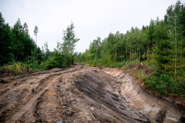 drenaj sistemi hendek su colleting için ormanda
