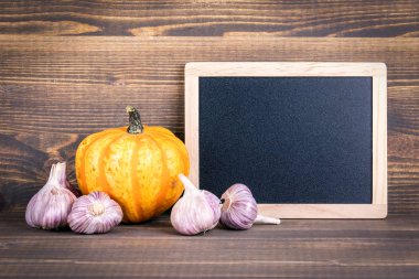 Boş yazı tahtası yönelik bilgilendirici ve pazarlama