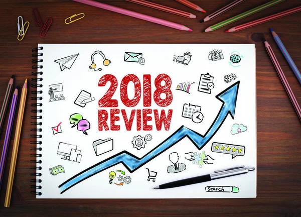 2018 Review Business Concept Notebooks Pen Colored Pencils Wooden Table — Stock Photo, Image